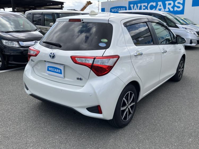 ヴィッツ1.5 ハイブリッド F セーフティ エディションII