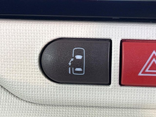 �y�p���[�X���C�h�h�A�z�X�}�[�g�L�[��^�]�Ȃ̃X�C�b�`�ŃX���C�h�h�A�̊J���\���d��������͂����ăh�A���J����K�v�������A���������q�l�ł��A�d���ו��������Ă��鎞�����N�ɊJ���߂ł��܂���