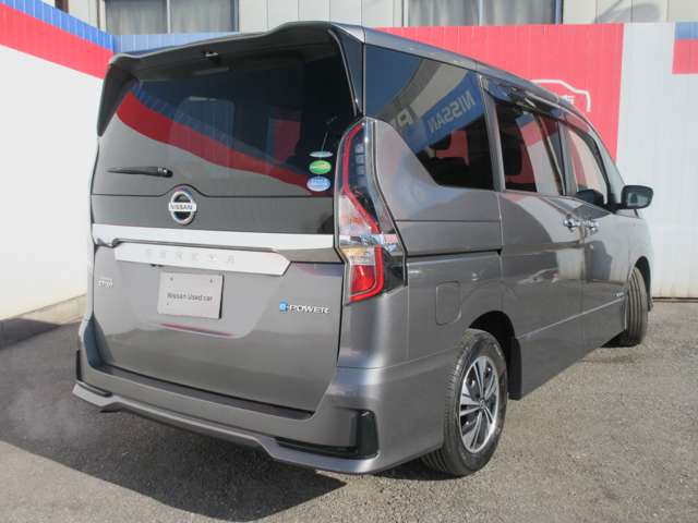 セレナ1.2 e-POWER ハイウェイスターV