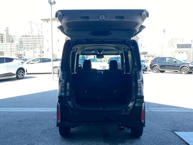 �F���C���^�[���炨�Ԃ�3���ƃA�N�Z�X�֗�!�߂��ɂ͗L���ό��n�̕F���������܂��̂ŁA�ό��ƍ��킹�Ă̂����X���ǂ��ł��ˁ􊈋C���鎩���̃X�^�b�t�����q�l�̂����X�����҂����Ă���܂�!