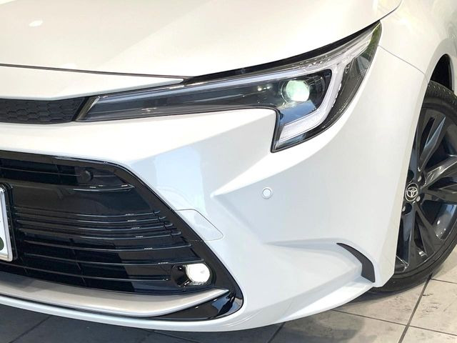 �yLED�w�b�h���C�g�z���V����ԑ��s�����ǍD�Ȏ��E���m�ۂ����S���ĉ^�]�ł��鍂�P�xLED�w�b�h���C�g�𑕔�!�_�����x�������A����d�͂��}�����Ă��܂��B