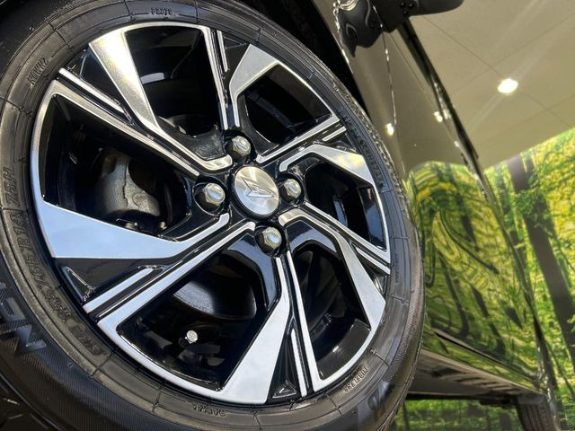 �y�O���[�h��p����14�C���`�A���~�z�C�[���z�f�U�C�����̍��������A���~�z�C�[���𑕒����Ă���܂��B�e��ЊO�A���~�z�C�[����A�X�^�b�h���X�^�C�����戵�����Ă���܂��B���񂲑��k����������