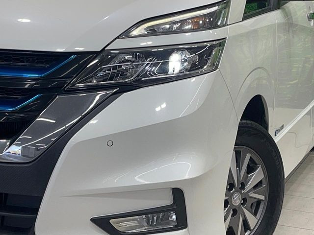 �yLED�w�b�h���C�g�z���V����ԑ��s�����ǍD�Ȏ��E���m�ۂ����S���ĉ^�]�ł��鍂�P�xLED�w�b�h���C�g�𑕔�!�_�����x�������A����d�͂��}�����Ă��܂��B