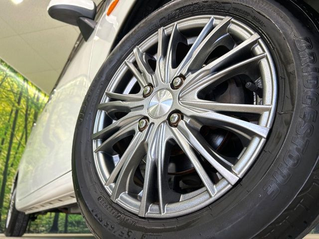 �y14�C���`�A���~�z�C�[���z�O�ςɃ}�b�`�����A���~�z�C�[���𑕒����Ă���܂��B�e��A���~�z�C�[����A�X�^�b�h���X�^�C�����戵�����Ă���܂��B���񂲑��k����������