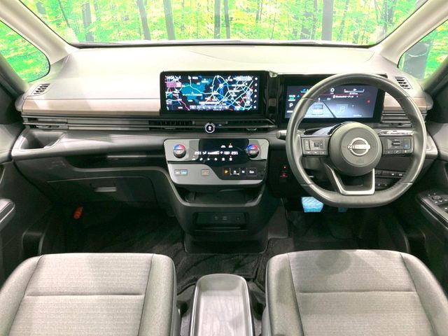 セレナ1.4 e-POWER ハイウェイスターV