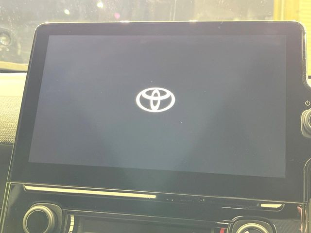 【10.5インチ ディスプレイオーディオ】大画面のディスプレイはAppleCarPlayやAndroidAutoが利用可能。大きな画面でスマホナビアプリ等が利用いただけます♪