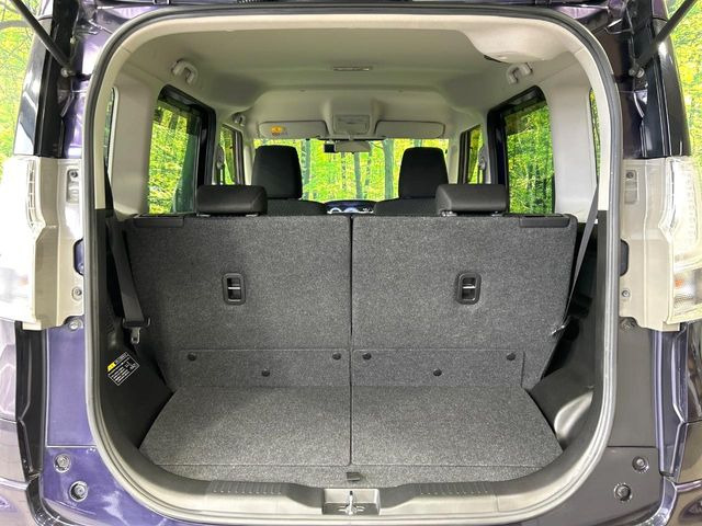 ���i�̂���������ʋ΁A���}���ɏ\���ȉ׎��X�y�[�X���m�ۂ��Ă���܂��B�Z�J���h�V�[�g��|���ƁA�傫�ȉו��̐ύڂ��\�ł���