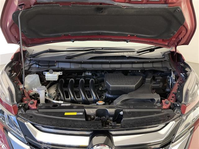 セレナ2.0 ハイウェイスター 4WD