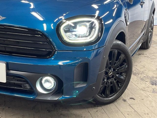 ��LED�w�b�h���C�g:��ԑ��s�����ǍD�Ȏ��E���m�ۂ����S���ĉ^�]�ł��鍂�P�xLED�w�b�h���C�g�𑕔�!�_�����x�������A����d�͂��}�����Ă��܂��B