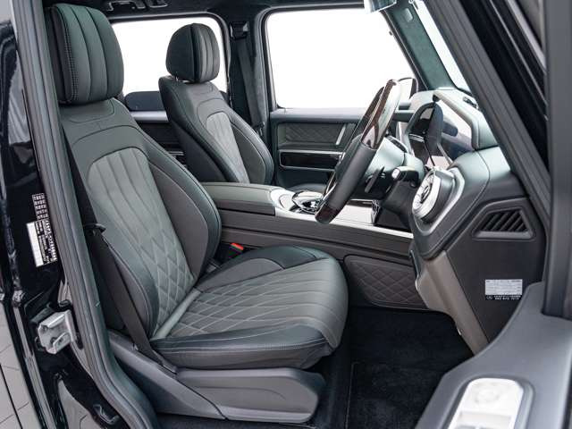 �y �A�y���^�F�蒆�Î� �z���Ђł̎ԗ��m�F�ɉ����A��O�ҋ@��2�Ђ֊Ӓ���˗����A�ԗ���Ԃ��`�F�b�N�B���i���̎��_�Ŗ�����s��������ΑΉ��A���S���Ă��͂��o���邨�Ԃ̏�ԂɎd�グ�܂��B