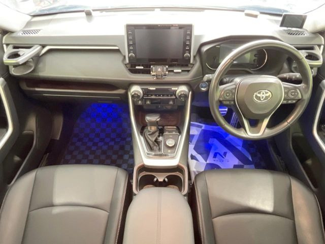 RAV42.5 ハイブリッド G E-Four 4WD