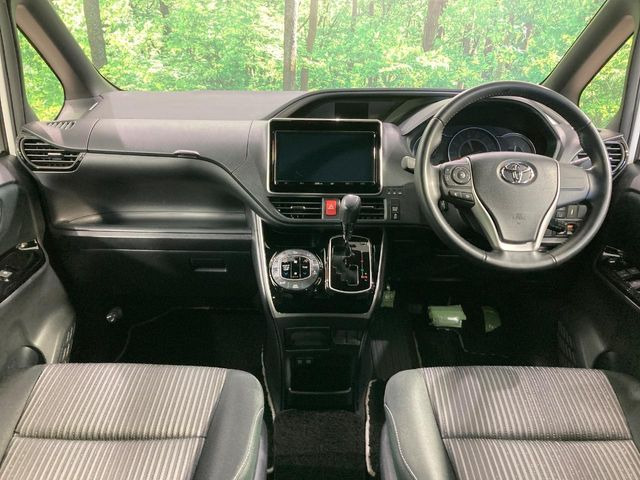 ヴォクシー2.0 ZS 煌II