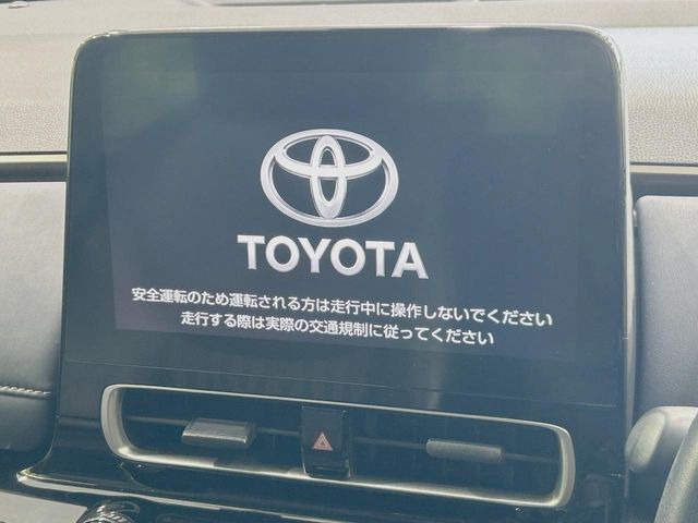 �y10.5�C���` �f�B�X�v���C�I�[�f�B�I�z���ʂ̃f�B�X�v���C��AppleCarPlay��AndroidAuto�����p�\�B�傫�ȉ�ʂŃX�}�z�i�r�A�v���������p���������܂���