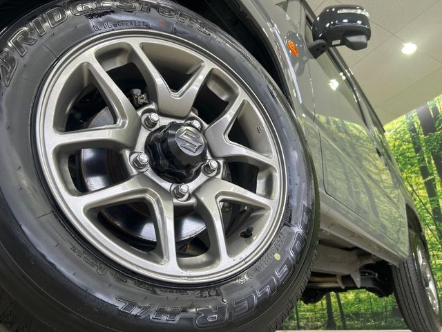 �y����16�C���`�A���~�z�C�[���z�O�ςɃ}�b�`���������A���~�z�C�[���𑕒����Ă���܂��B�e��ЊO�A���~�z�C�[����A�X�^�b�h���X�^�C�����戵�����Ă���܂��B���񂲑��k����������