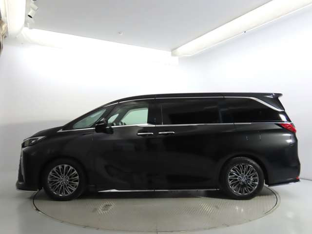 LM500h エグゼクティブ 4WD