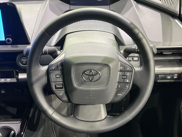 �y�����v�����X�e�A�����O�z�㎿�Ȋv���g�p���邱�ƂŁA��ɂ����������݂ƂĂ��^�]���₷���n���h���ł���