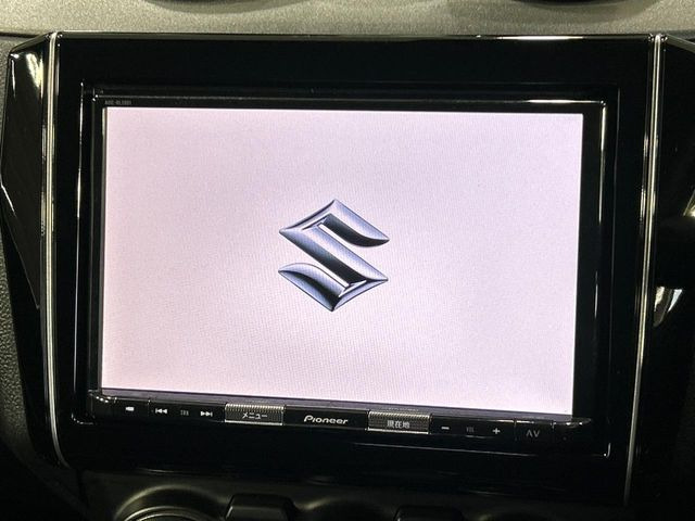 �y���ʃi�r�z�l�C�̑�^8�C���`�i�r�𑕔��B���݊��̂�����ʂ̓C���p�N�g��!�i�r���p���̃}�b�v�\���͌��₷���A�e���r��DVD�͗Տꊴ���A�b�v!�����̃h���C�u���O�b�Ɗy�����Ȃ�܂���