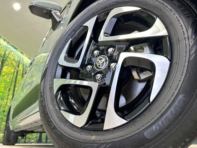 �y����15�C���`�A���~�z�C�[���z�O�ςɃ}�b�`���������A���~�z�C�[���𑕒����Ă���܂��B�e��ЊO�A���~�z�C�[����A�X�^�b�h���X�^�C�����戵�����Ă���܂��B���񂲑��k����������