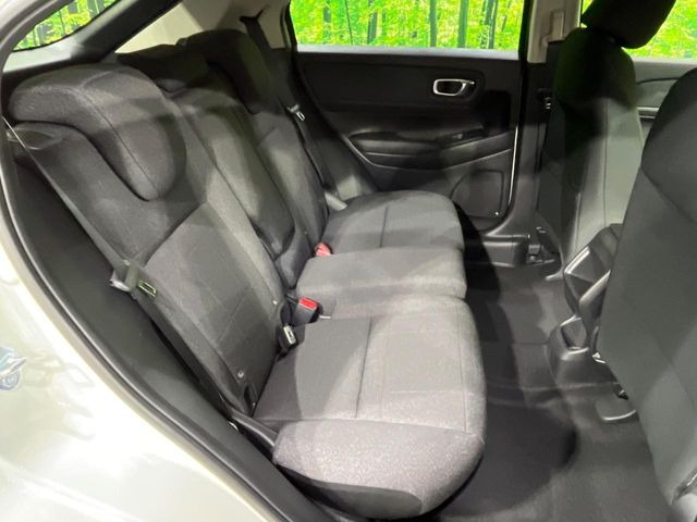 ���i���ȃI���W�i���t���A�}�b�g���I�v�V�����ɂĂ��p�ӂ��Ă���܂��B���D���ȃf�U�C����J���[�����Ԃɍ��킹�đI��ł����������Ƃ��ł��܂���