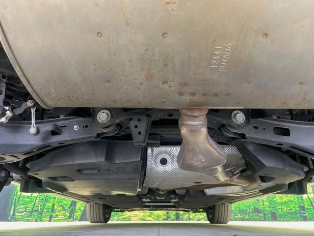 下回りがきれいなうちに、防錆加工の施工がオススメ。降雪地域はもちろん、沿岸部にお住いの方や、趣味でマリン・ウィンタースポーツをされる方にご好評いただいております。