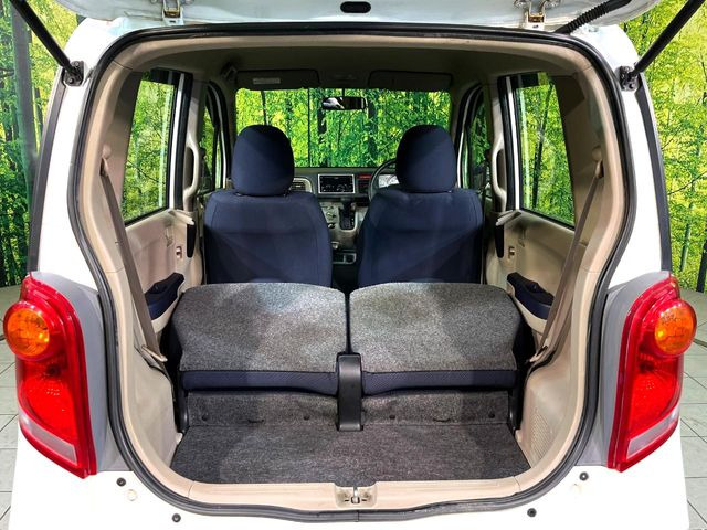 ���i�̂���������ʋ΁A���}���ɏ\���ȉ׎��X�y�[�X���m�ۂ��Ă���܂��B�Z�J���h�V�[�g��|���ƁA�傫�ȉו��̐ύڂ��\�ł���