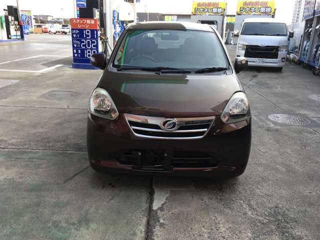 ミライースXf メモリアルエディション 4WD