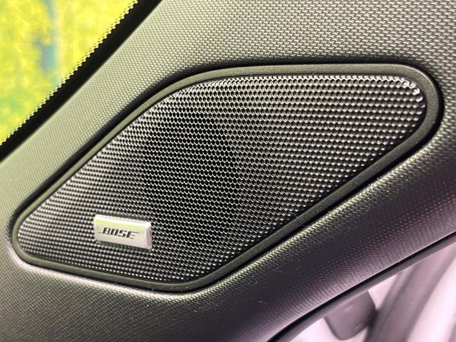 ���D���ȉ��y���ԓ��ł��y���݂��������܂���X�s�[�J�[�����E�E�[�n�[�ǉ��Ȃǂ̉��������A�ŐV�i�r�E��ȃ��j�^�[���̎��t�������񂲑��k��������!