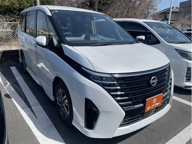 セレナ（日産）2.0 ハイウェイスターV Vセレクション　禁煙車 インテリジェントアラウンド 中古車画像