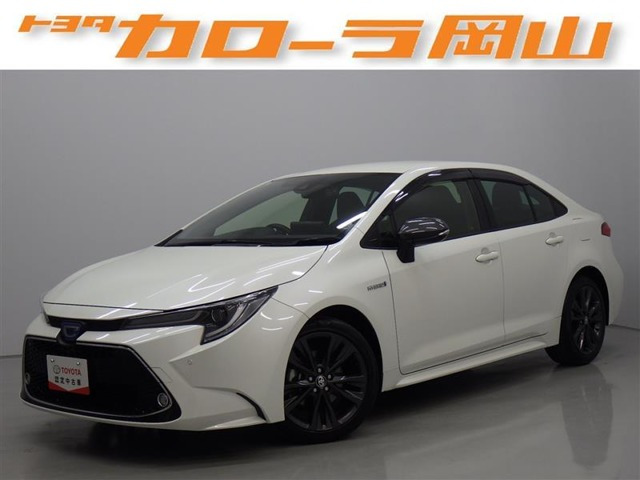 カローラ1.8 ハイブリッド W×B