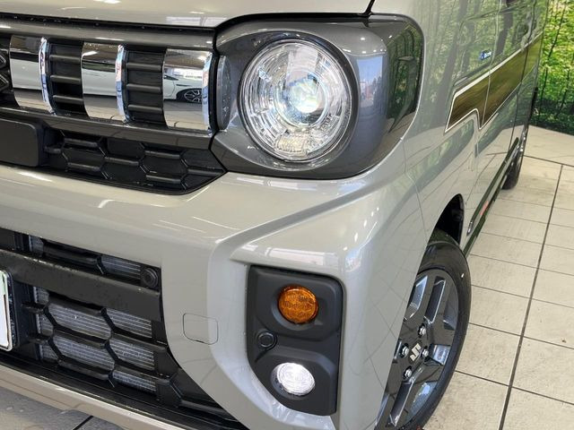 �yLED�w�b�h���C�g�z���V����ԑ��s�����ǍD�Ȏ��E���m�ۂ����S���ĉ^�]�ł��鍂�P�xLED�w�b�h���C�g�𑕔�!�_�����x�������A����d�͂��}�����Ă��܂��B