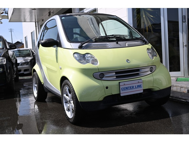 スマートフォーツークーペ