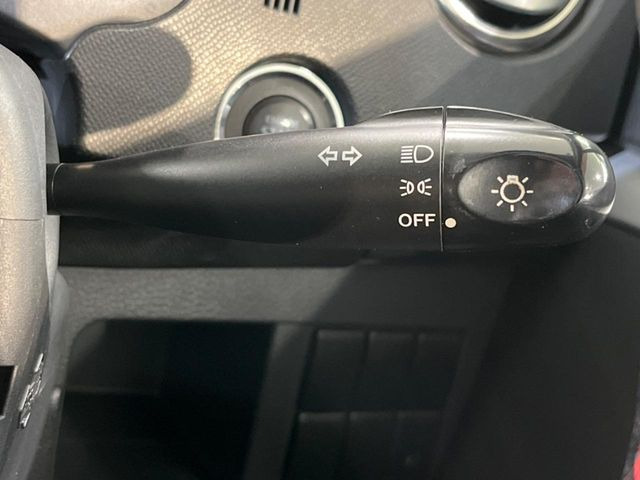 �yHID�w�b�h���C�g�z���ɖ��邭�O�����Ƃ炵�Ă����̂ŁA���V����Ԃ̑��s�������E�ǍD�ň��S���Ă���肢�������܂��B