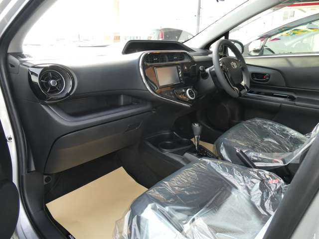 アクア1.5 S スタイルブラック