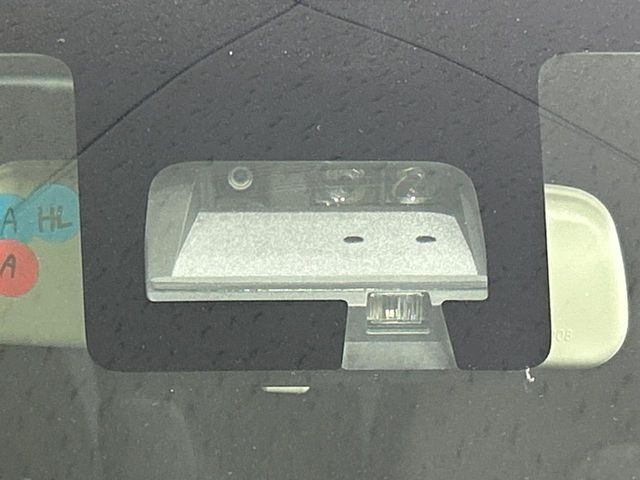 �y�X�Y�L �Z�[�t�e�B�T�|�[�g�z���s���ɑO���̎ԗ�����F�����A�Փ˂������Ȏ��͌x��ƃu���[�L�ŏՓˉ���Ɣ�Q�y�����A�V�X�g�B�����S�Ƀh���C�u�����y���݂��������܂��B