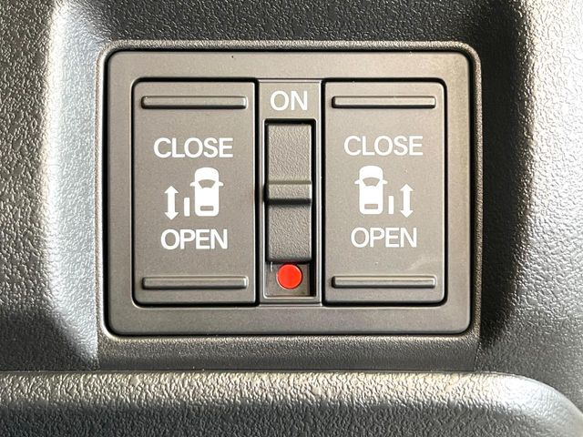 �y�����p���[�X���C�h�h�A�z�X�}�[�g�L�[��^�]�Ȃ̃X�C�b�`�Ō�ȗ����X���C�h�h�A�̊J���\���d��������͂����ăh�A���J����K�v�������A�����Ȃ��q�l�ł��ȒP�ɊJ���߂ł����K�ł���