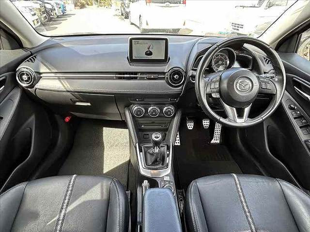 デミオ1.5 XD ブラック レザー リミテッド