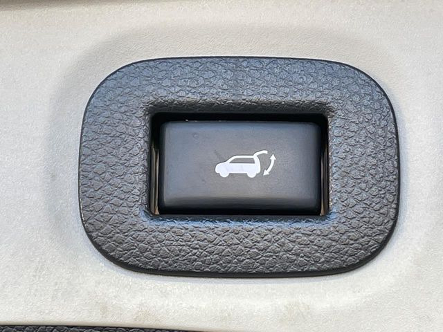 �y�p���[�o�b�N�h�A�z�X�}�[�g�L�[��^�]�Ȃ̃{�^�������������Ń��A�Q�[�g�������ŊJ���܂�!�ו��������Ă��鎞��A�����ʒu�ɂ���o�b�N�h�A��߂�ۂɕ֗��ȋ@�\�ł���