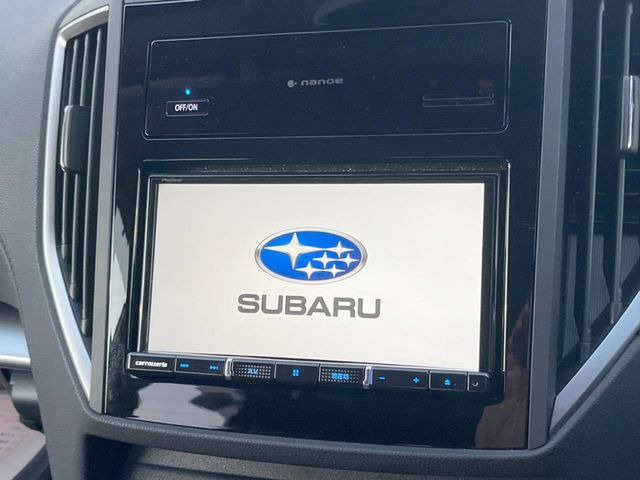 �y����SD�i�r�z�C���e���A�ɗn�����ރX�^�C���b�V���ȁu��p�݌v�v���[�J�[�i�r�𑕔��􎋔F���⑀�쐫�ȂǊ�{���\�ɂ��D��A���㎿�ȃJ�[���C�t�����y���݂��������܂��B