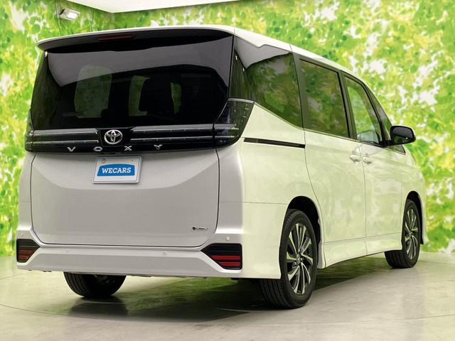 ヴォクシー1.8 ハイブリッド S-Z