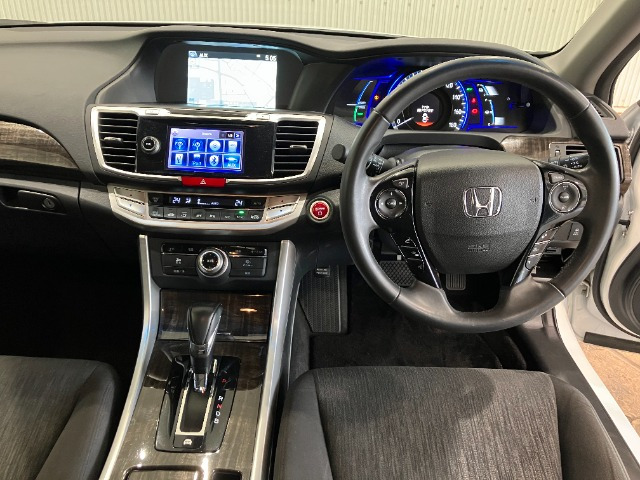 アコードハイブリッド2.0 LX