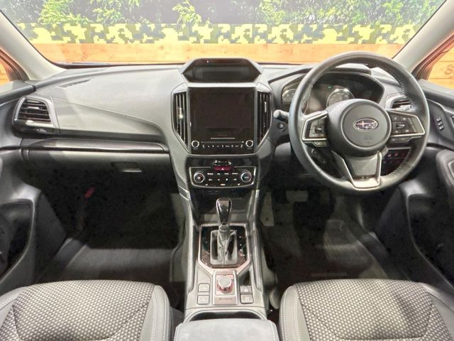 フォレスター1.8 XT エディション 4WD