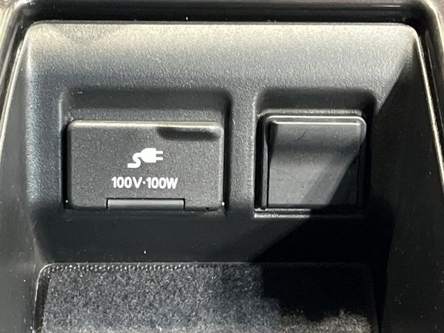 �y�A�N�Z�T���[�R���Z���g�z�L�����v��X�|�[�c�A�A�E�g�h�A�ł̃A�N�e�B�r�e�B�͂������A�ЊQ�E��d�̍ۂɏ����ɂ��Ȃ�AC100V�R���Z���g�𑕔���P�[�^�C��^�u���b�g�A�Q�[���@��̏[�d�ɂ���