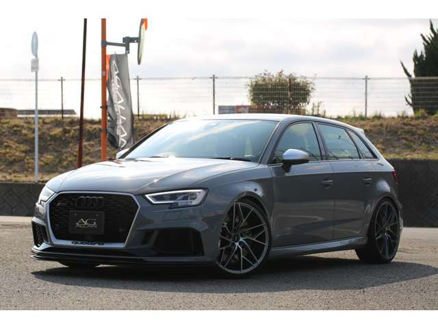 RS3スポーツバック2.5 4WD