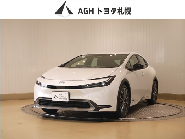 プリウス2.0 G E-Four 4WD