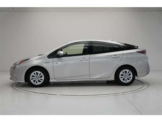 プリウス1.8 S セーフティ プラス