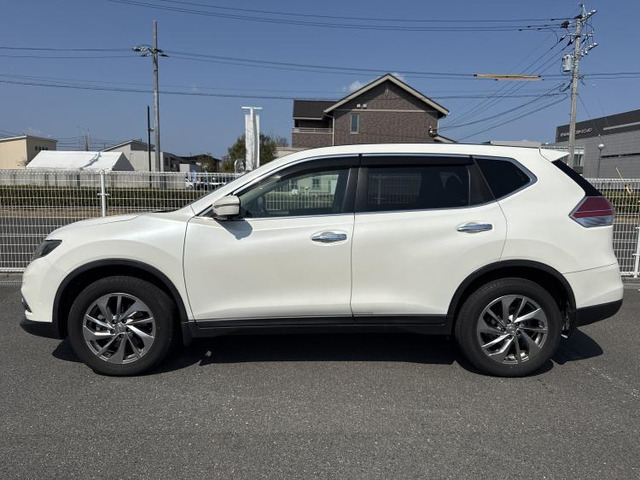 エクストレイル2.0 20Xtt エマージェンシーブレーキパッケージ