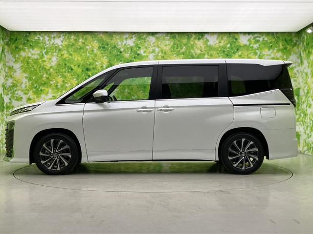 ヴォクシー1.8 ハイブリッド S-Z