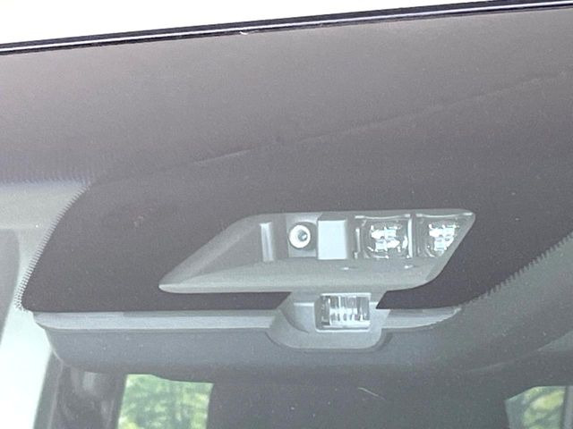 �y�O�He-Assist�z���s���ɑO���̎ԗ�����F�����A�Փ˂������Ȏ��͌x��ƃu���[�L�ŏՓˉ���Ɣ�Q�y�����A�V�X�g�B�����S�Ƀh���C�u�����y���݂��������܂��B