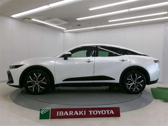 クラウンクロスオーバー2.5 G アドバンスト E-Four 4WD