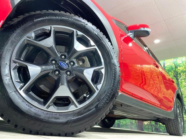 �y����17�C���`�A���~�z�C�[���z�O�ςɃ}�b�`���������A���~�z�C�[���𑕒����Ă���܂��B�e��ЊO�A���~�z�C�[����A�X�^�b�h���X�^�C�����戵�����Ă���܂��B���񂲑��k����������